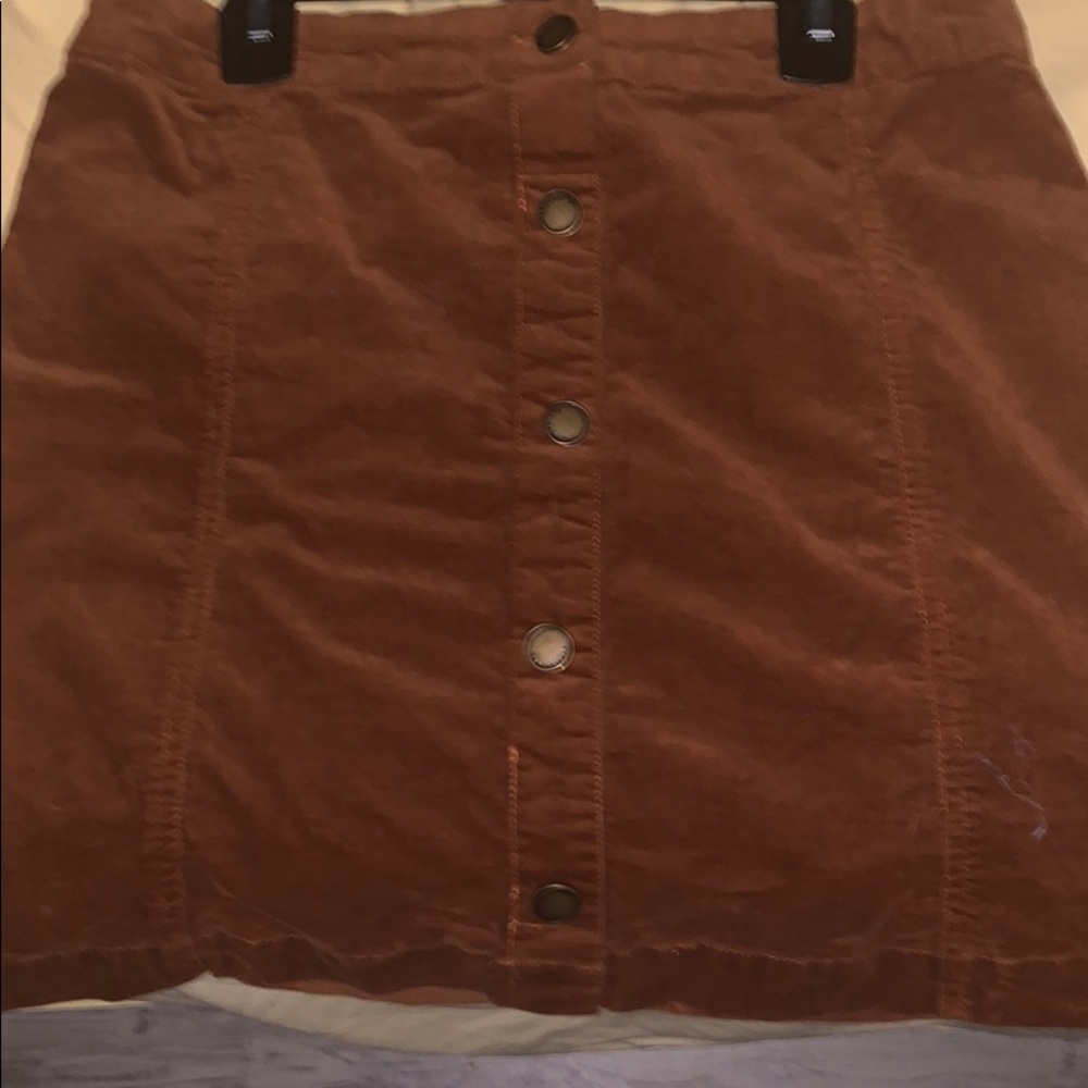 cute copper skirt, worn once, elastic band in back